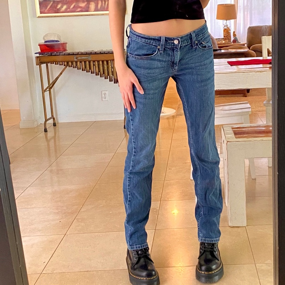 LEVIS y2k super low rise flare 524 jeans